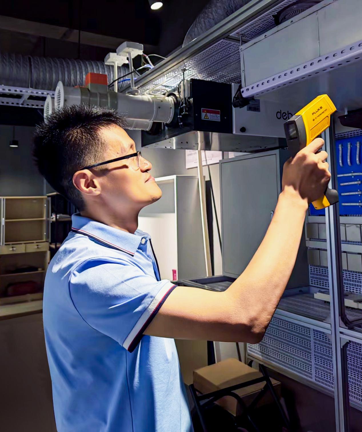 3e973f7c7b426ec3e719f4e0fecc356e_